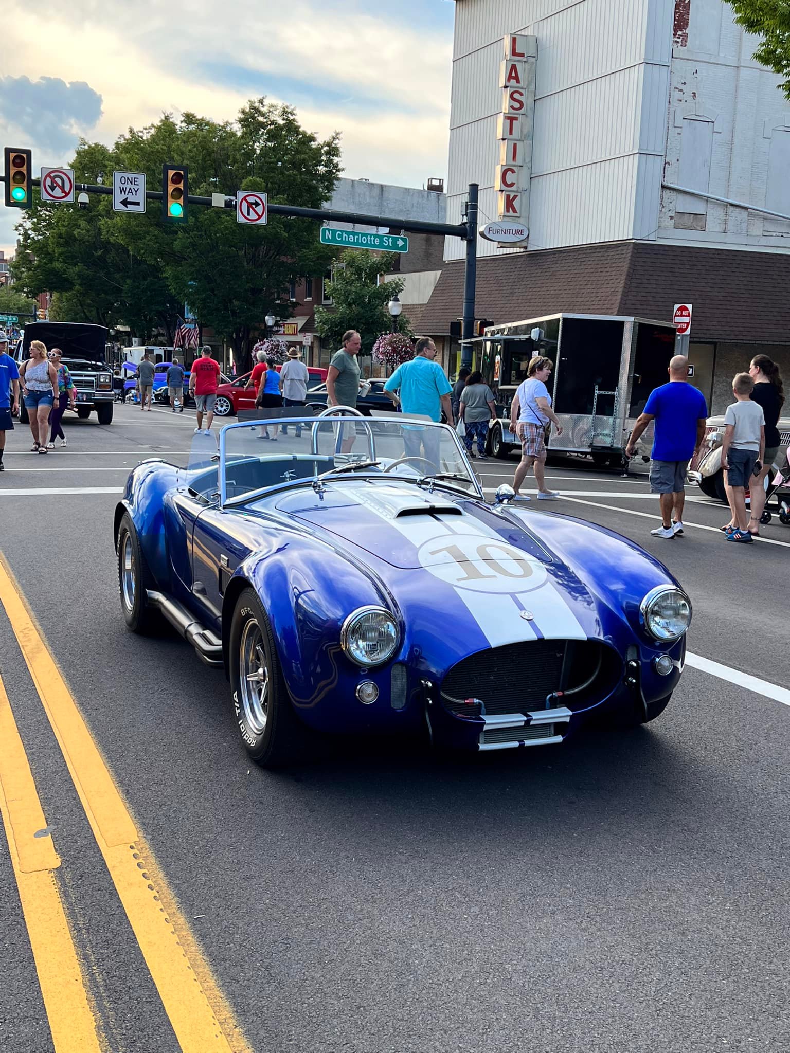 Pottstown Hosts Two Car Shows! Mayor Stephanie